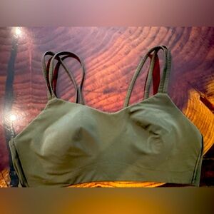 Lululemon cloud bra A&B cloud bra